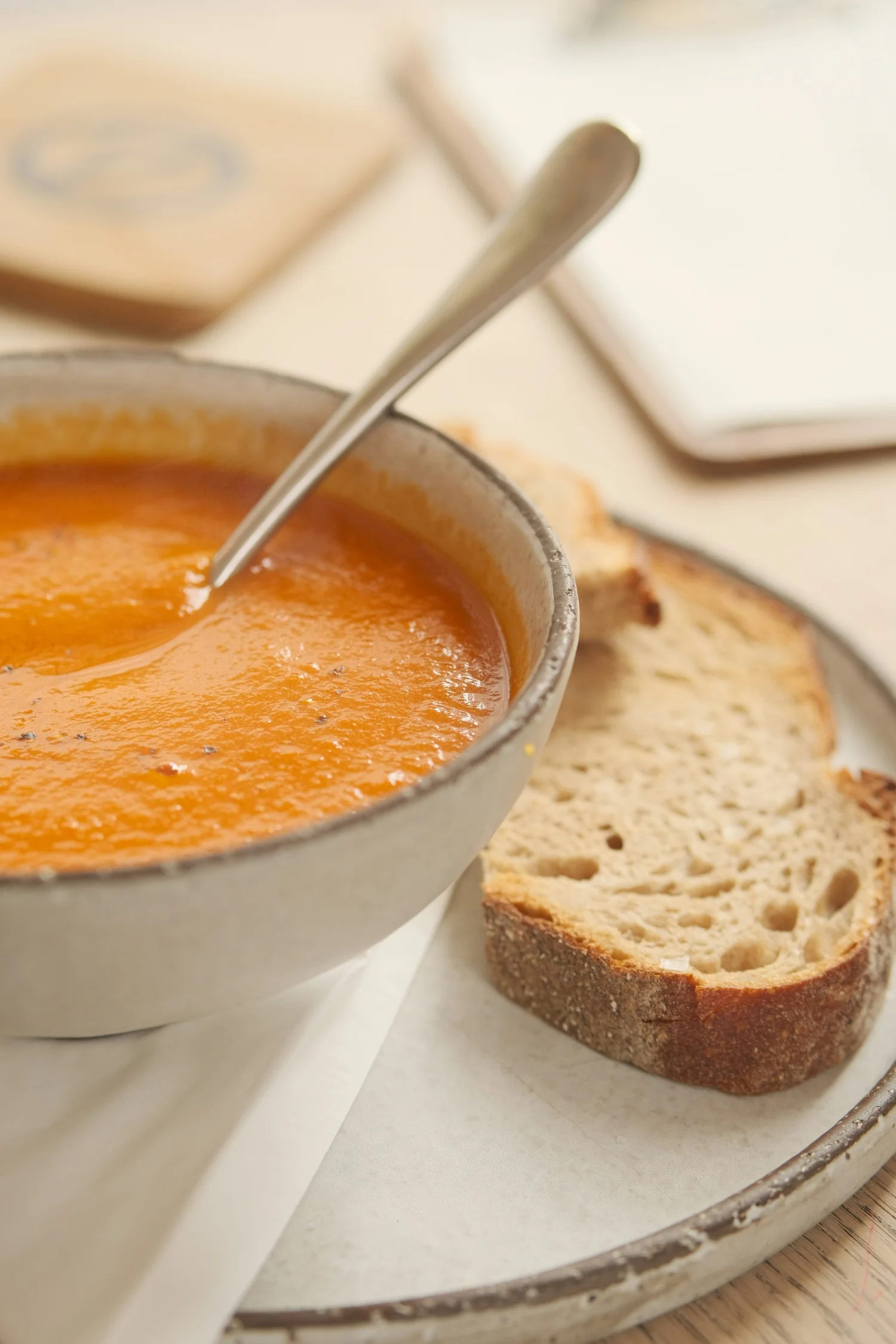 Roasted Cauliflower Tomato Soup: Deep Flavor & Cozy Comfort